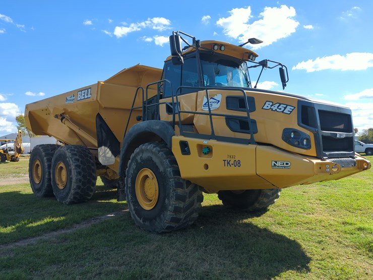 2022-bell-b45e-image-3