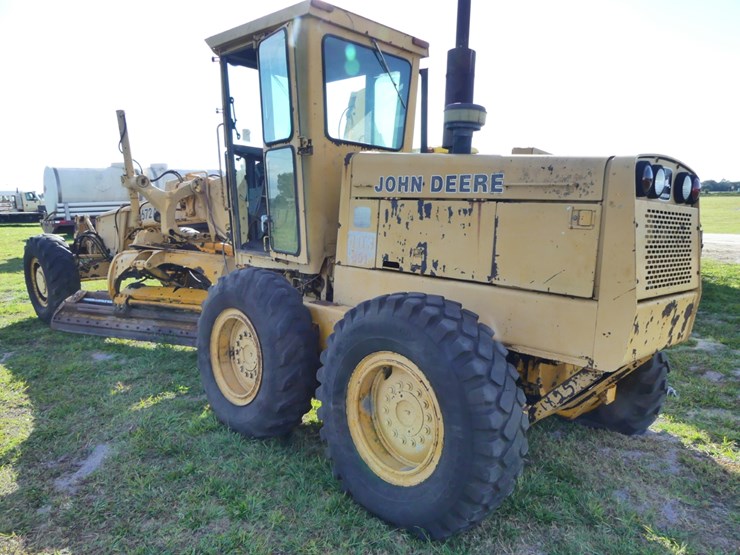 deere-672a-image-5