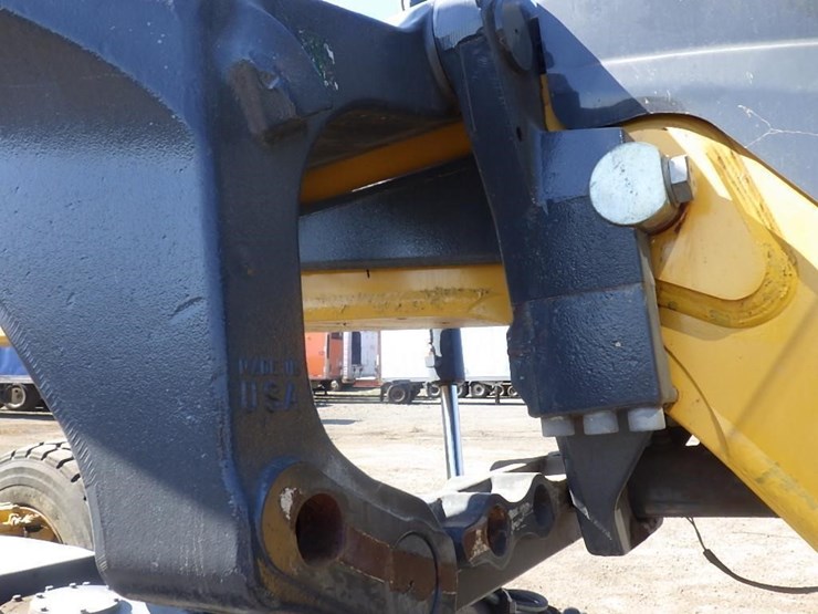 2012-deere-672gp-image-10