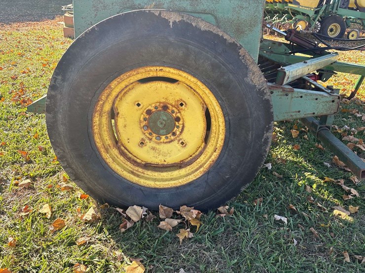 john-deere-8300-image-13