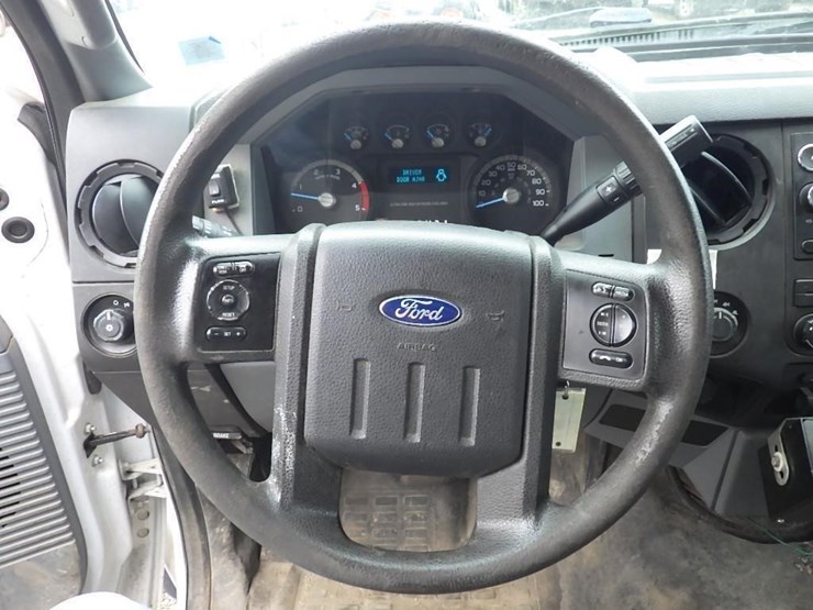 ford-f550-image-23