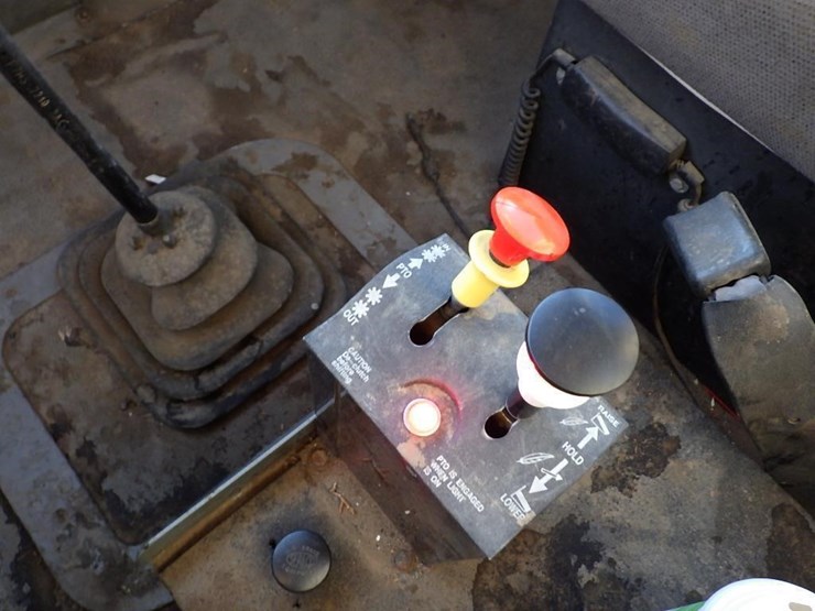 1997-ford-l8513-image-30