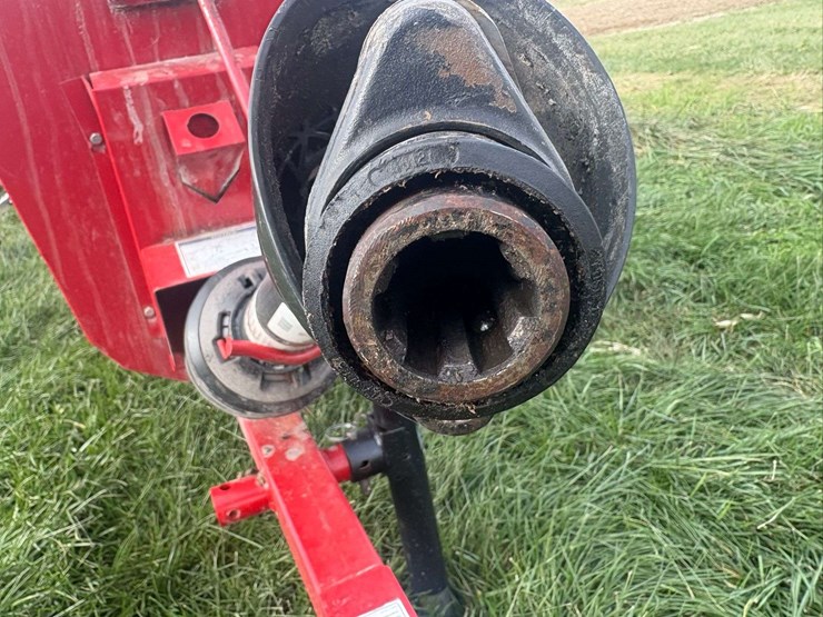 mayrath-10"x63'-swing-away-auger-image-2