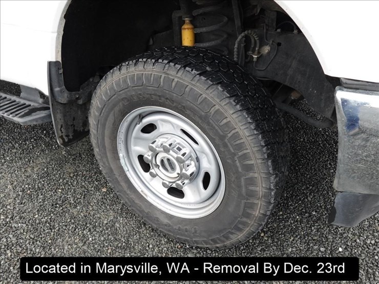 2018-ford-f250-xl-image-12