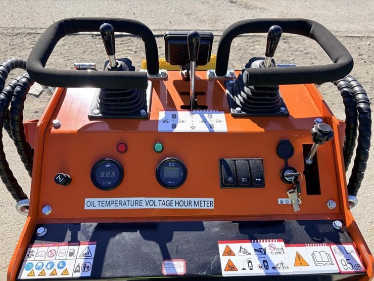 2025-sdlool-sl36-skid-steer-image-10