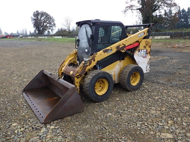 caterpillar-262d3-image-1