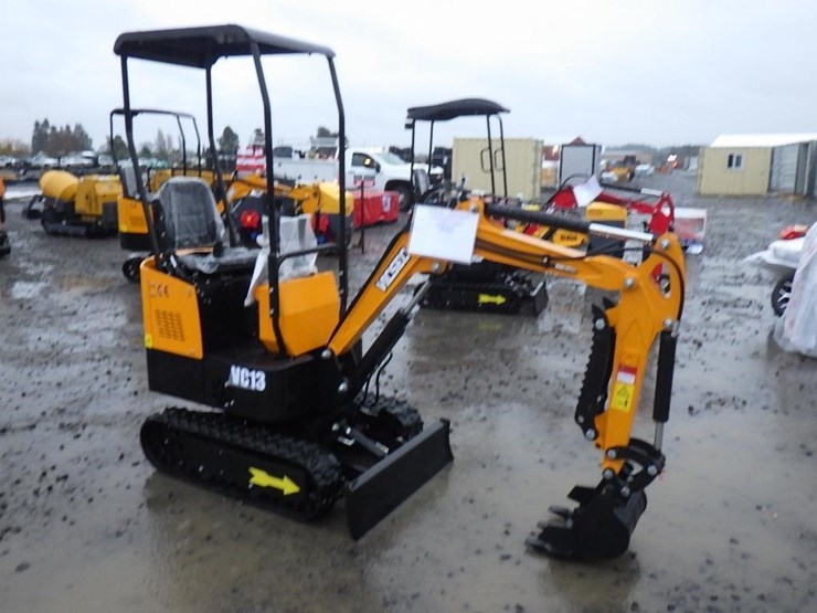 2025-vicsec-13-y-hydraulic-excavator-image-4