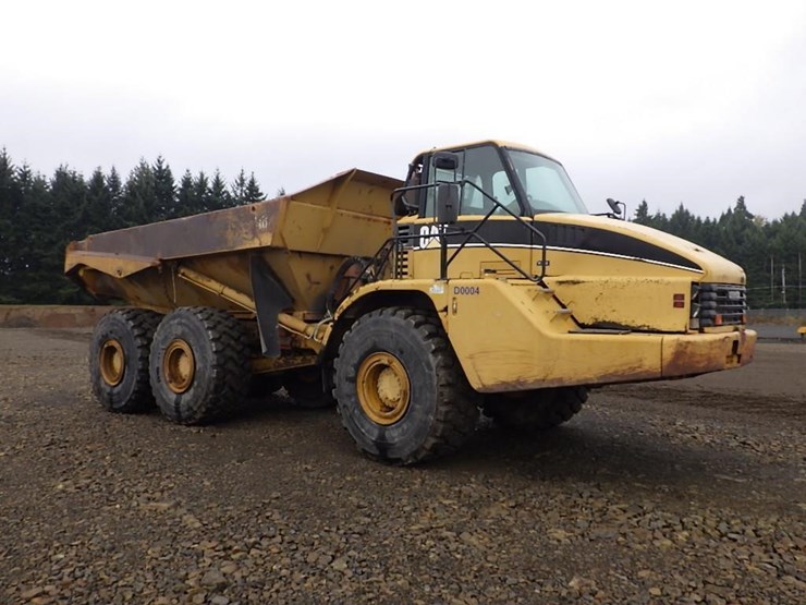 caterpillar-740-image-2