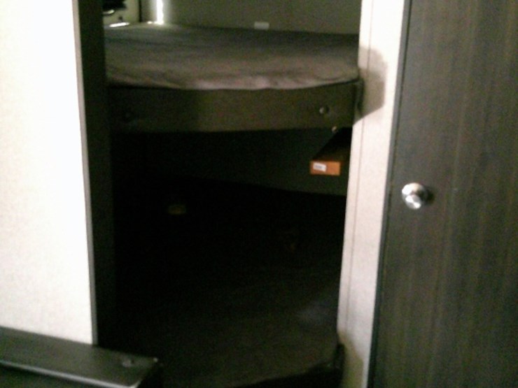 2019-springdale-26ft-trvl-trlr--title-image-6