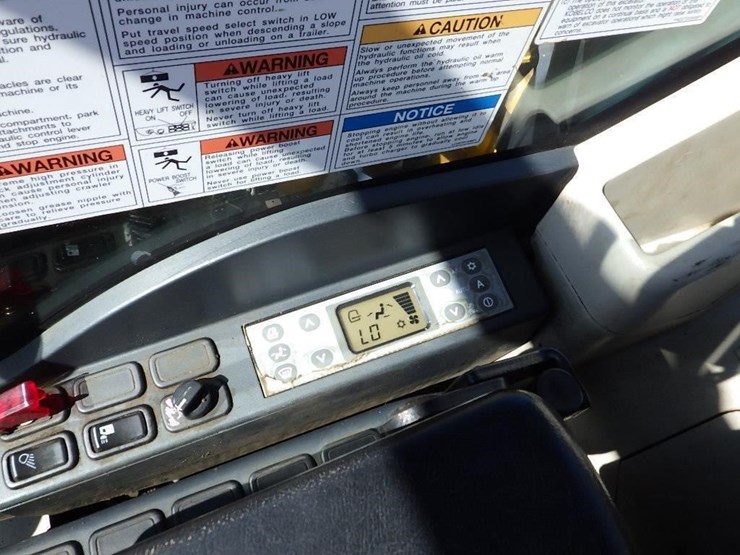 kobelco-sk85cs-3e-image-36