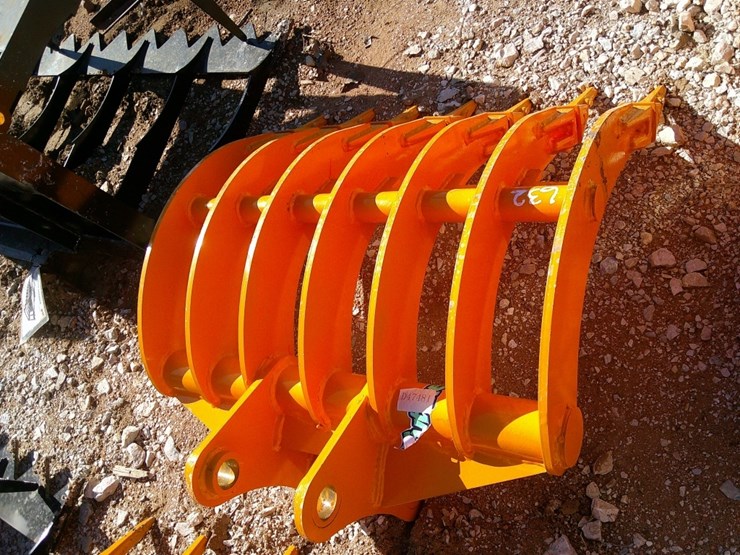 caterpillar-305-image-1