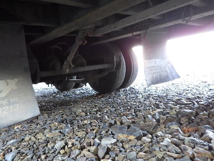 25'-t/a-equipment-trailer-image-14