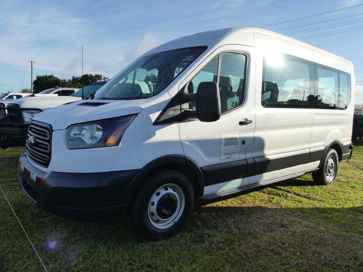 2018-ford-transit-image-1