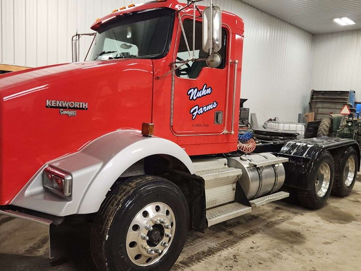 2001-kenworth-t800-image-1