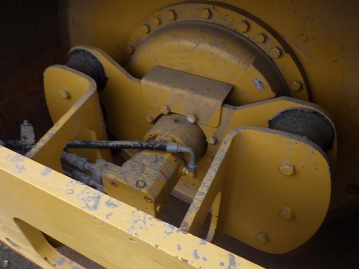 caterpillar-cs56b-image-11