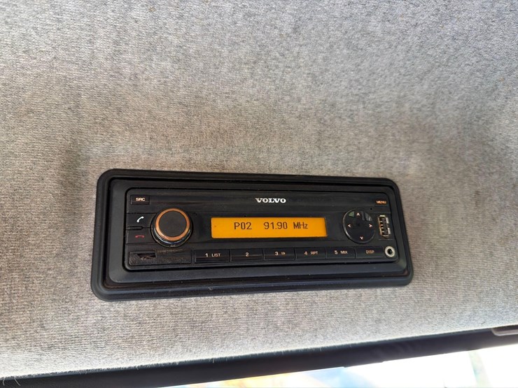 2015-volvo-a40g-image-17