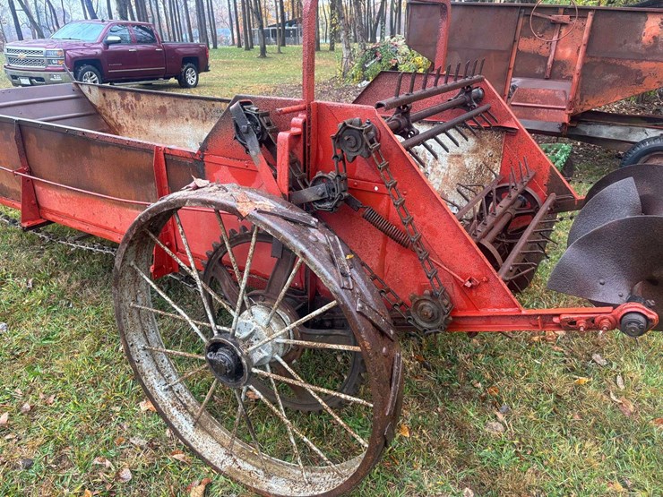 manure-spreader-image-6