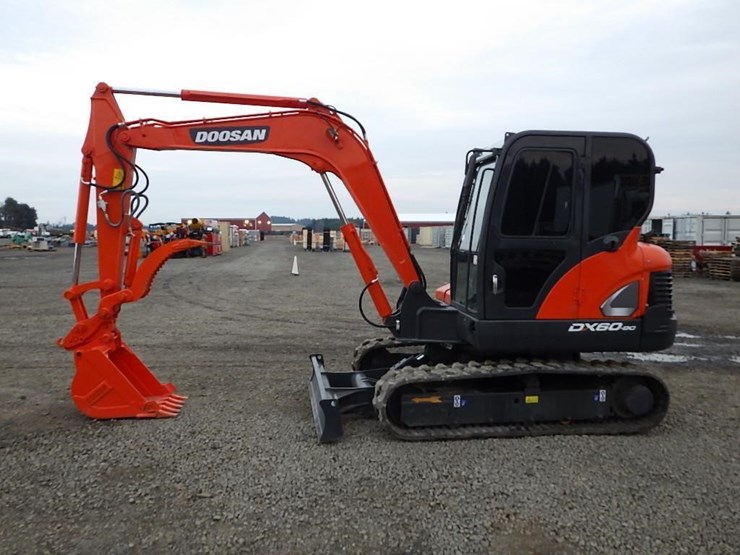 2024-doosan-dx60-9c-hydraulic-excavator-image-6