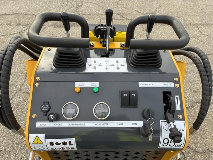 2025-sd-lanch-sdll60-skid-steer-image-10