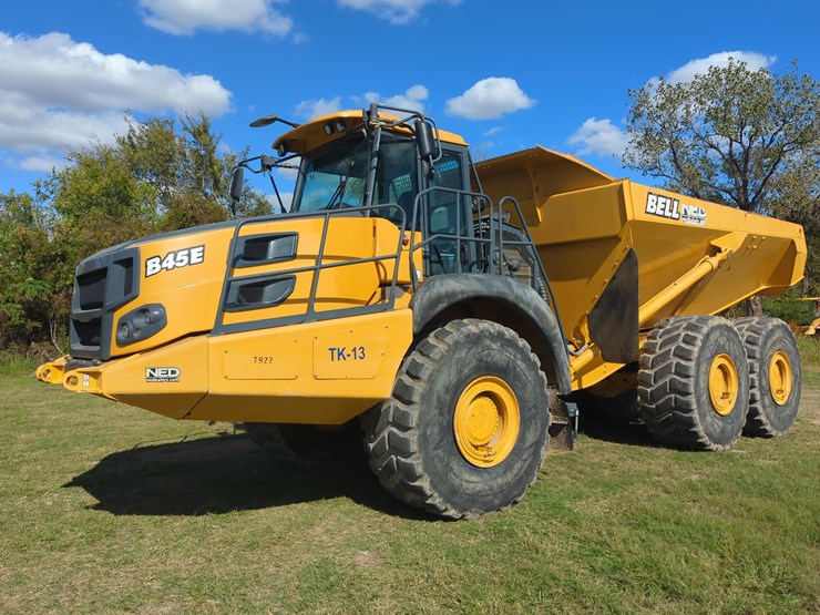 2022-bell-b45e-image-2