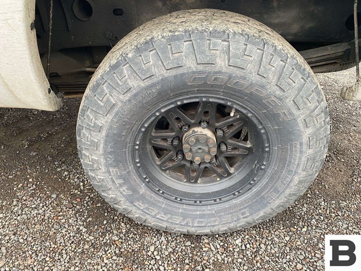 2006-gmc-sierra-2500-image-16