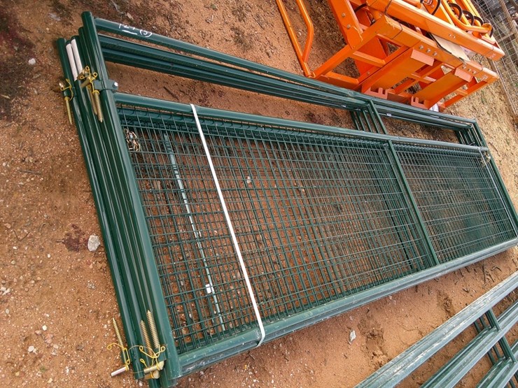 14ft-gates-w/-mesh-image-1