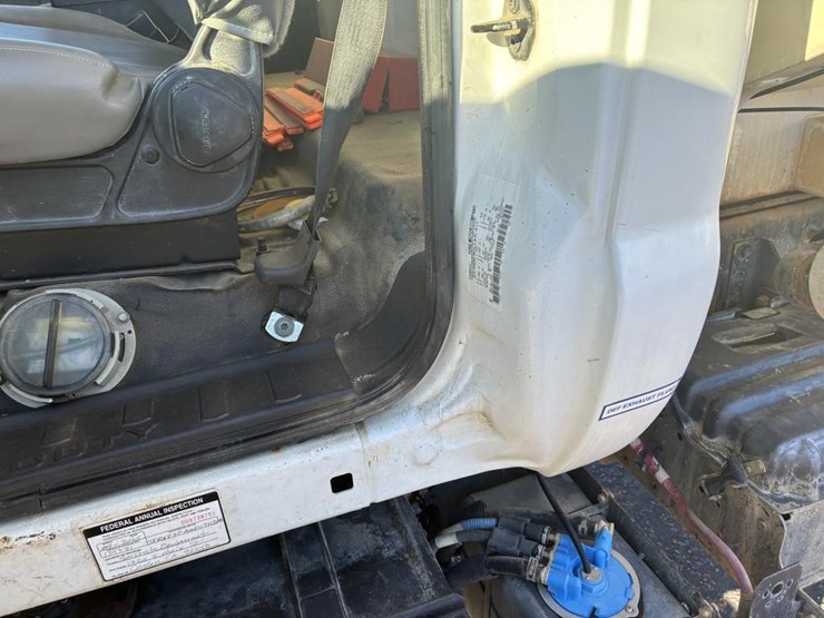 2015-ford-f750-image-13