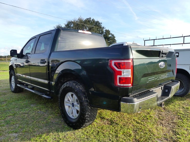 2021-ford-f150-xl-image-3