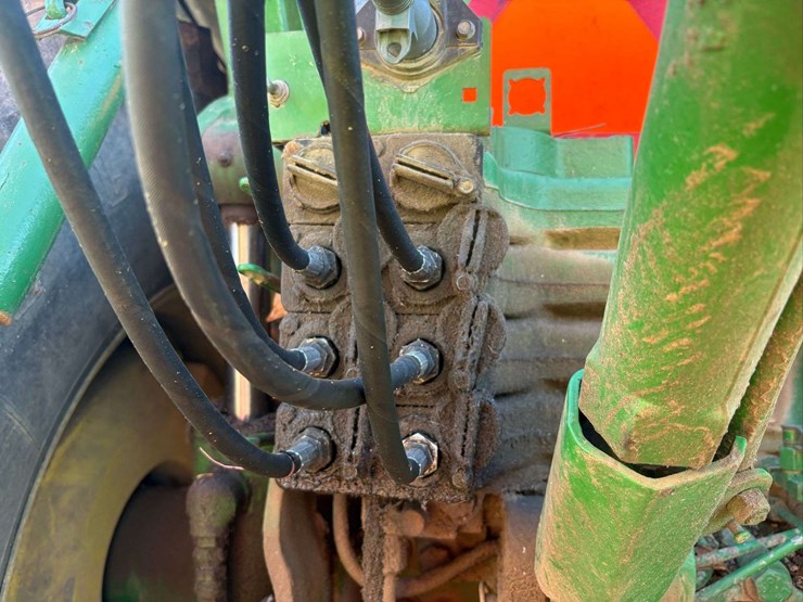 1997-john-deere-8400-image-16