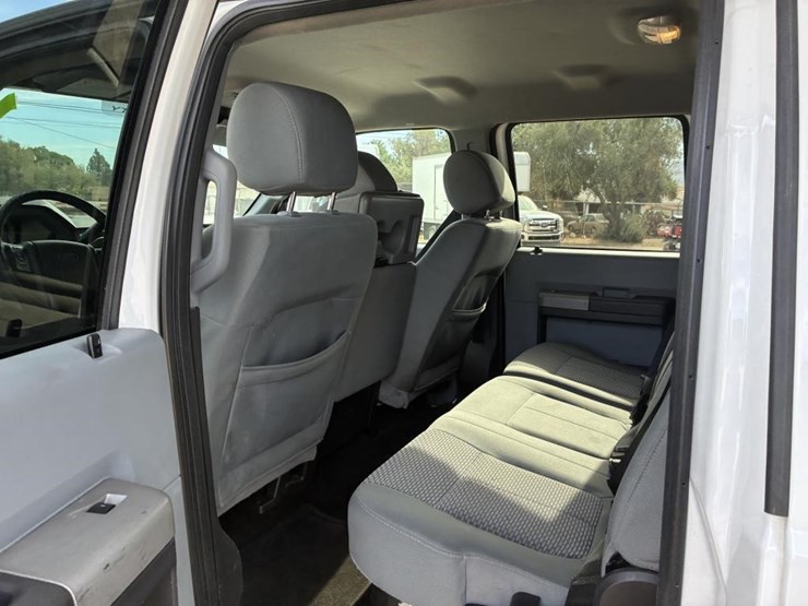 2016-ford-f550-xlt-image-12