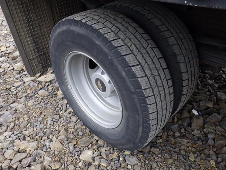 chevrolet-3500-image-17