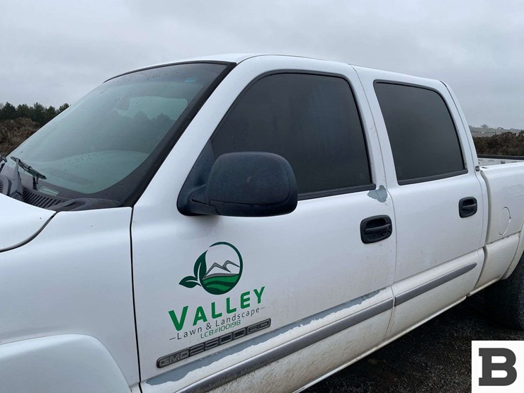 2006-gmc-sierra-2500-image-12