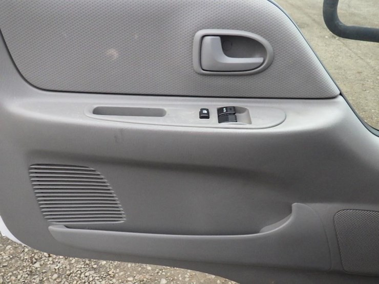 2007-ford-lcf-image-19