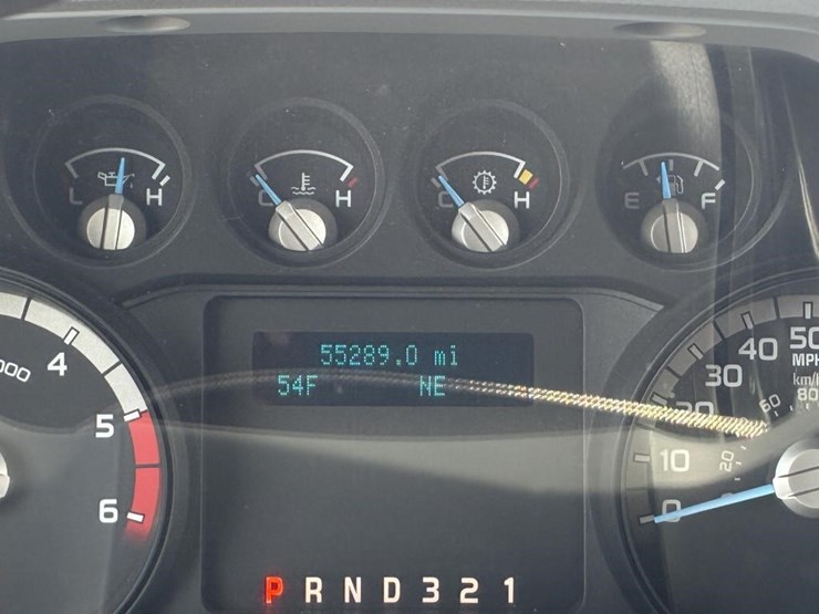 2016-ford-f550-xlt-image-16