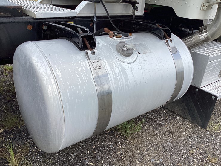 peterbilt-379-image-6