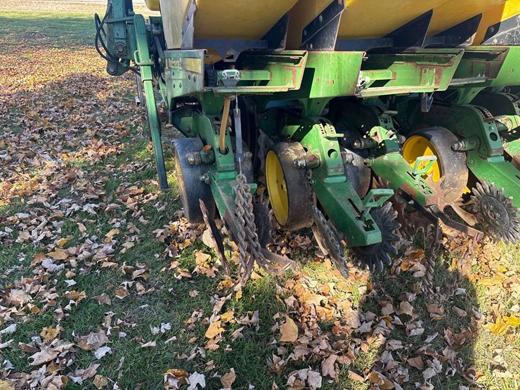 john-deere-7240-image-20