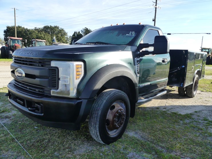 2019-ford-f450-xl-image-1