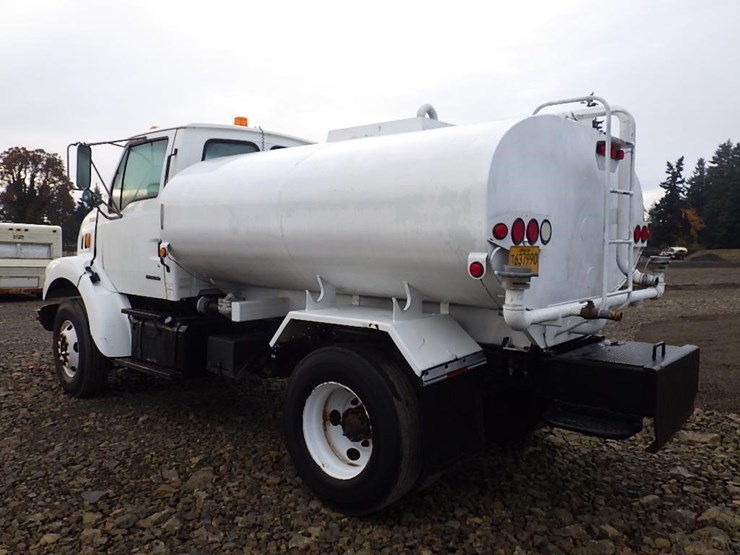1999-ford-sterling-s/a-water-truck-image-7