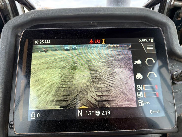 2021-caterpillar-d3-lgp-image-29