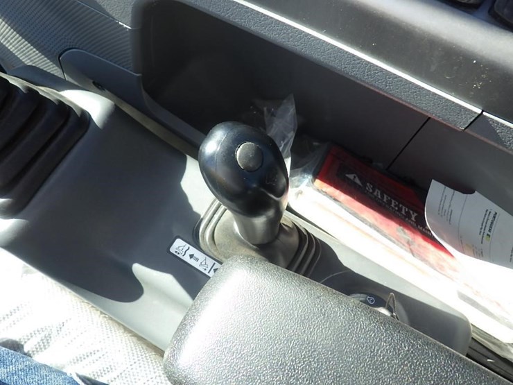 2022-doosan-dx85r-3-image-31