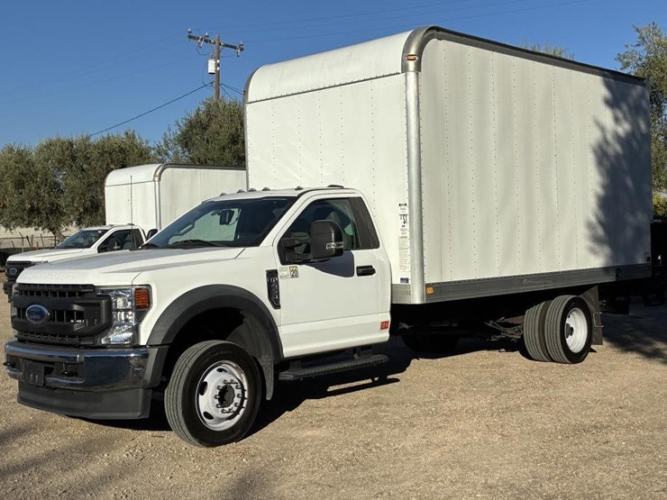 ford-f450-xl-image-1