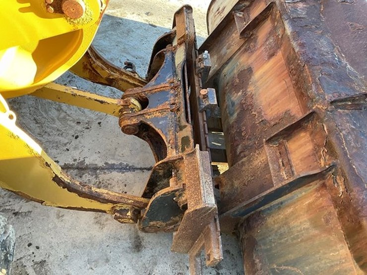 caterpillar-906m-image-14