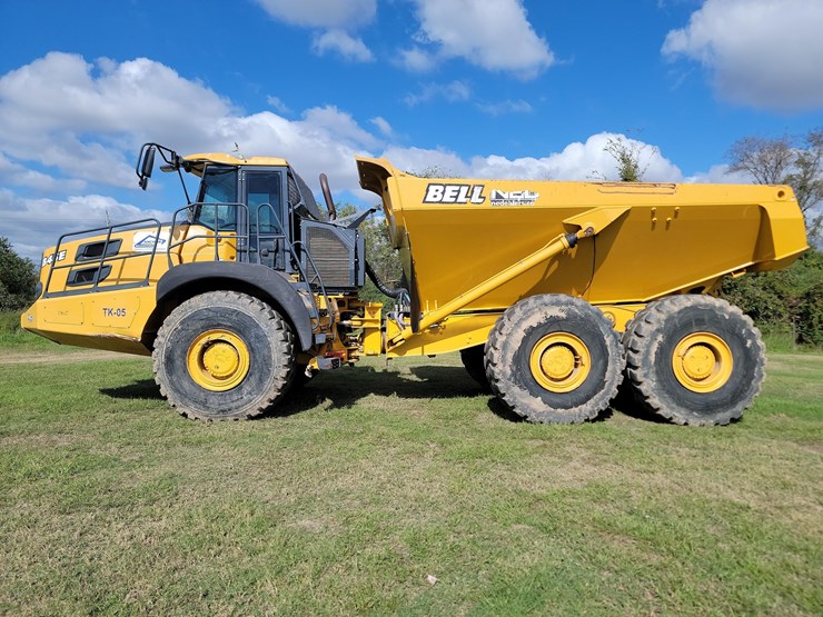 2022-bell-b45e-image-1