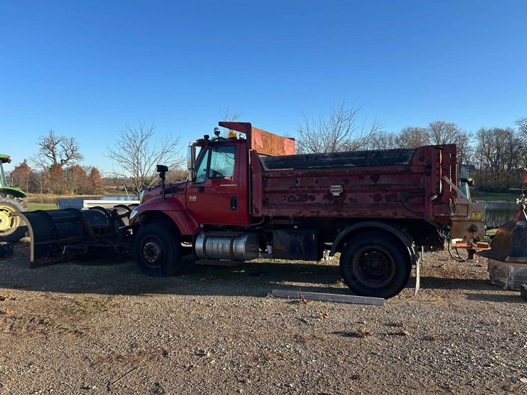 2005-international-workstar-7400-image-1