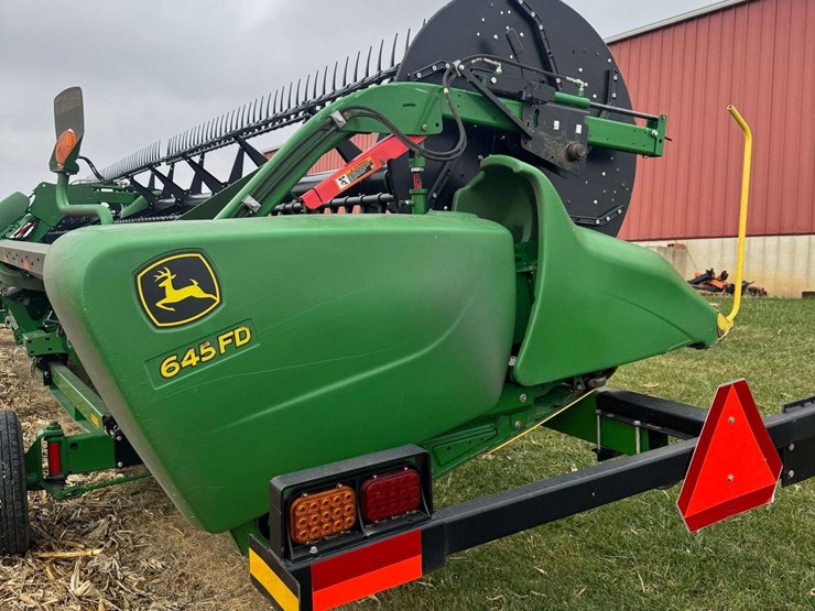 2018-john-deere-645fd-image-4