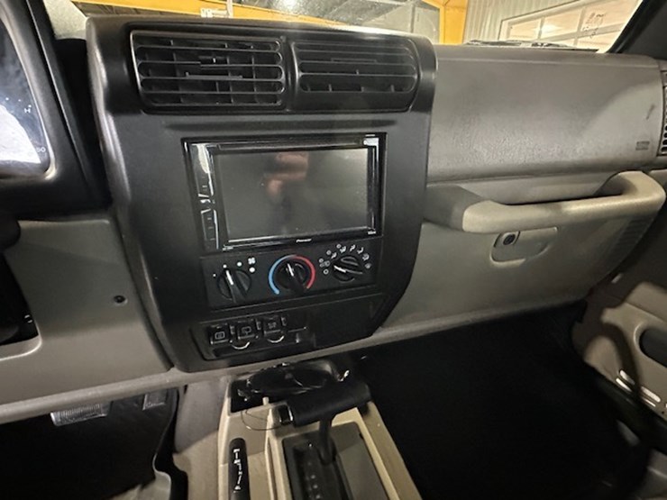 jeep-wrangler-image-37