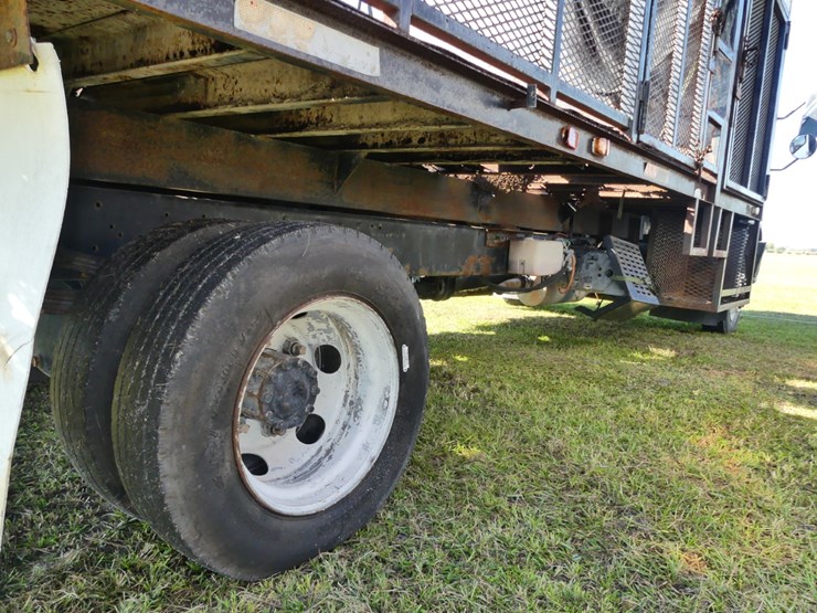 2003-mitsubishi-fuso-fh-image-6