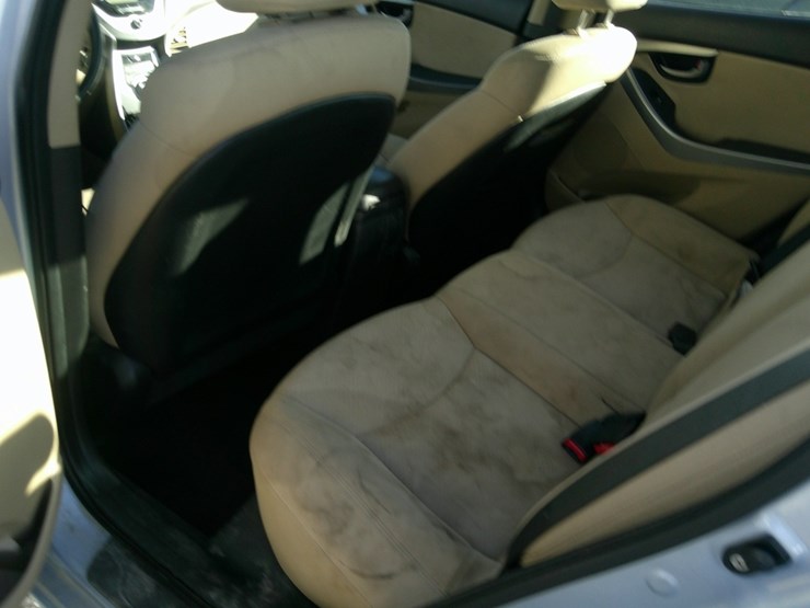 2011-hyundai-elantra-sedan-rebuilt-salvage-title-image-2