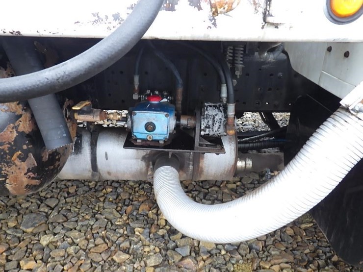 international-4900-image-31