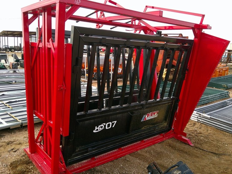 diewy-implement-hd07-squeeze-chute-image-1